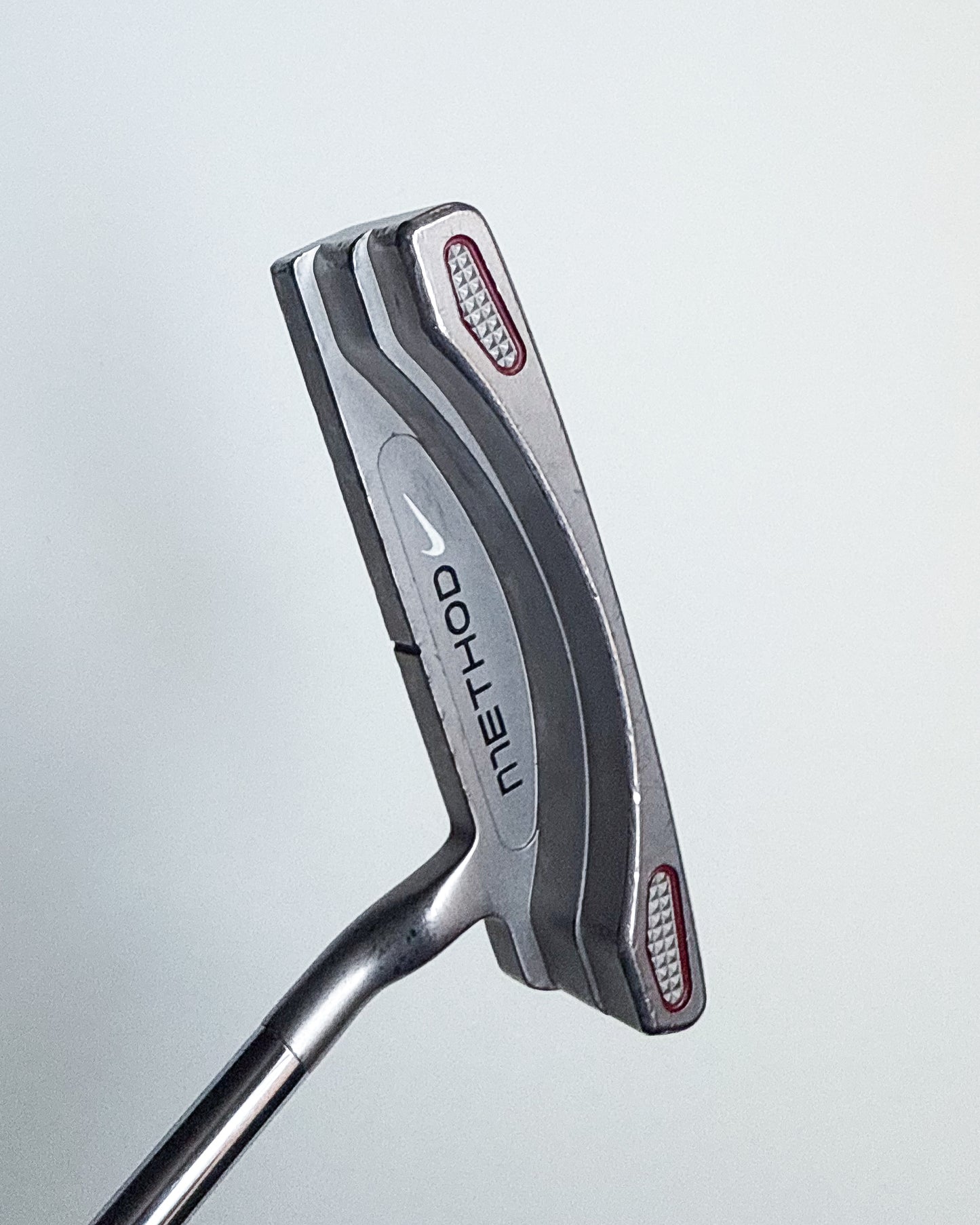 Pre-owned Nike Method 002 Putter 35 in.