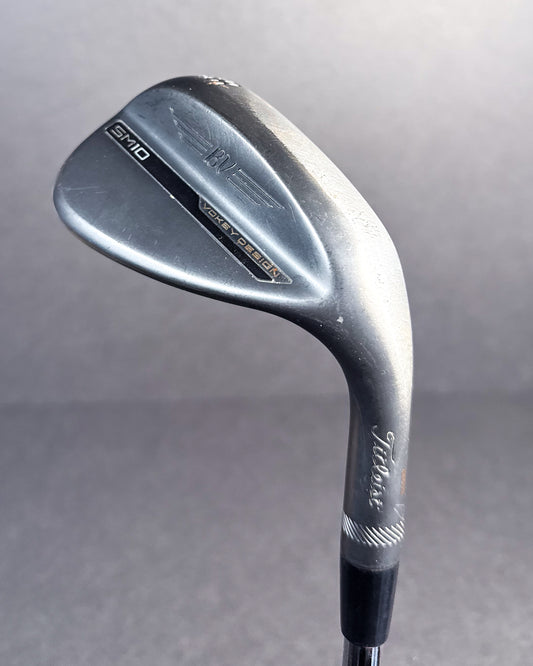 Pre-Owned Titleist Vokey SM10 Jet Black RAW 56-10S RHWedge DGS200 Shaft